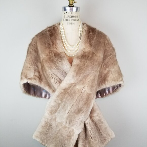 Vintage Silver Taupe Mink Stole Fur w/ Cross Feature * Bridal Mink Cape Capelet - Picture 3 of 12